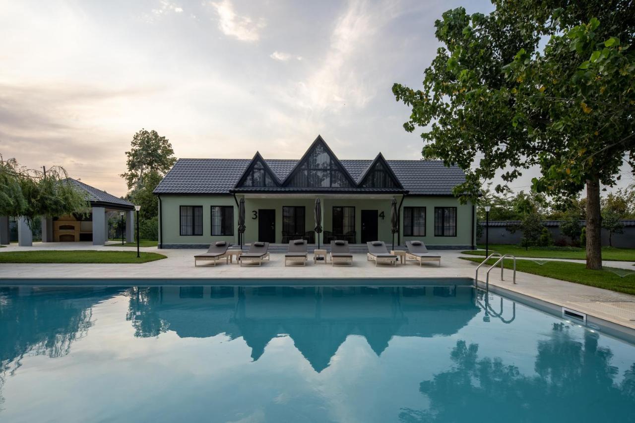 Lazy Seal Holiday Cottages Nabran Muqtedir Esterno foto
