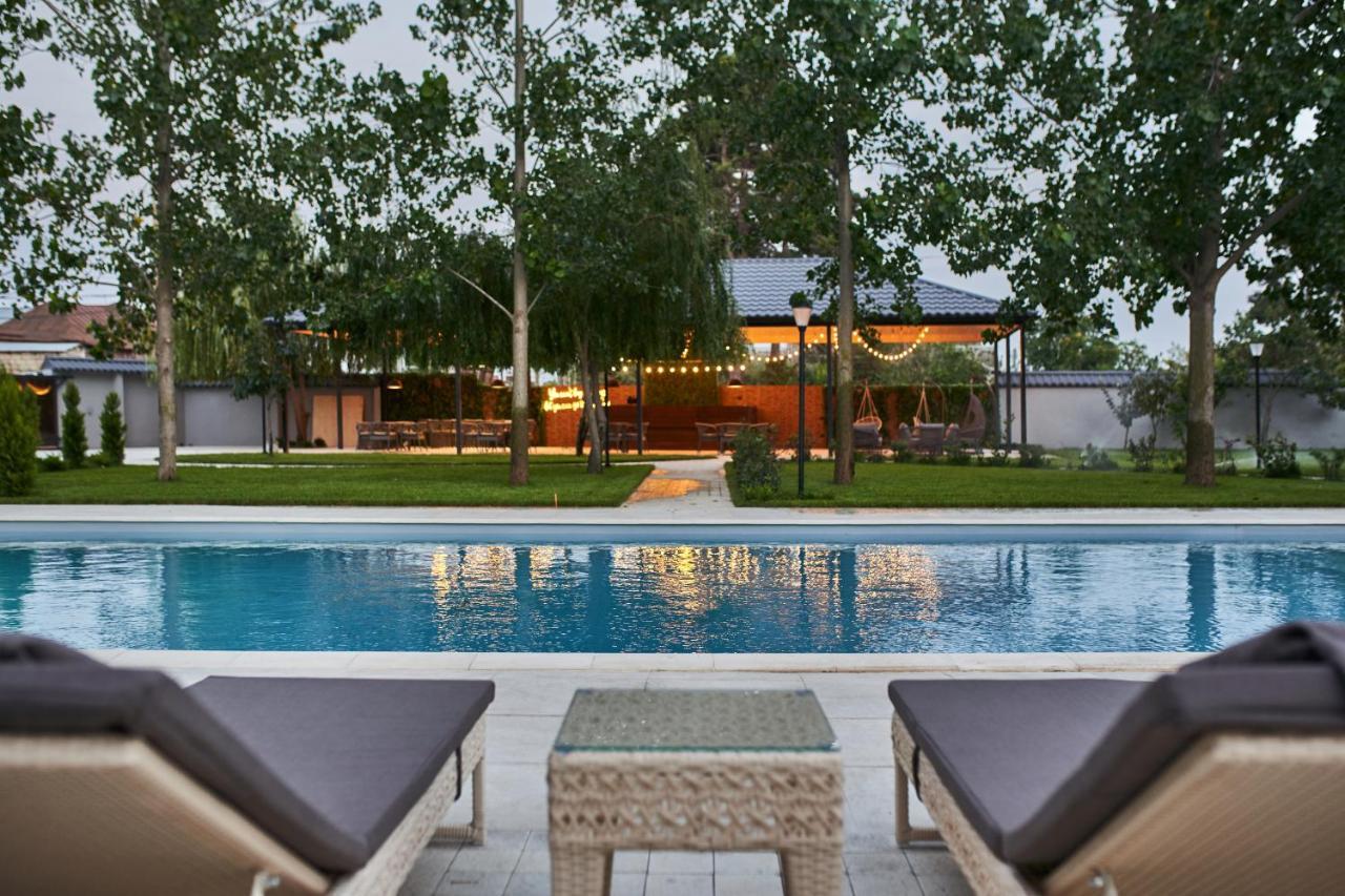 Lazy Seal Holiday Cottages Nabran Muqtedir Esterno foto